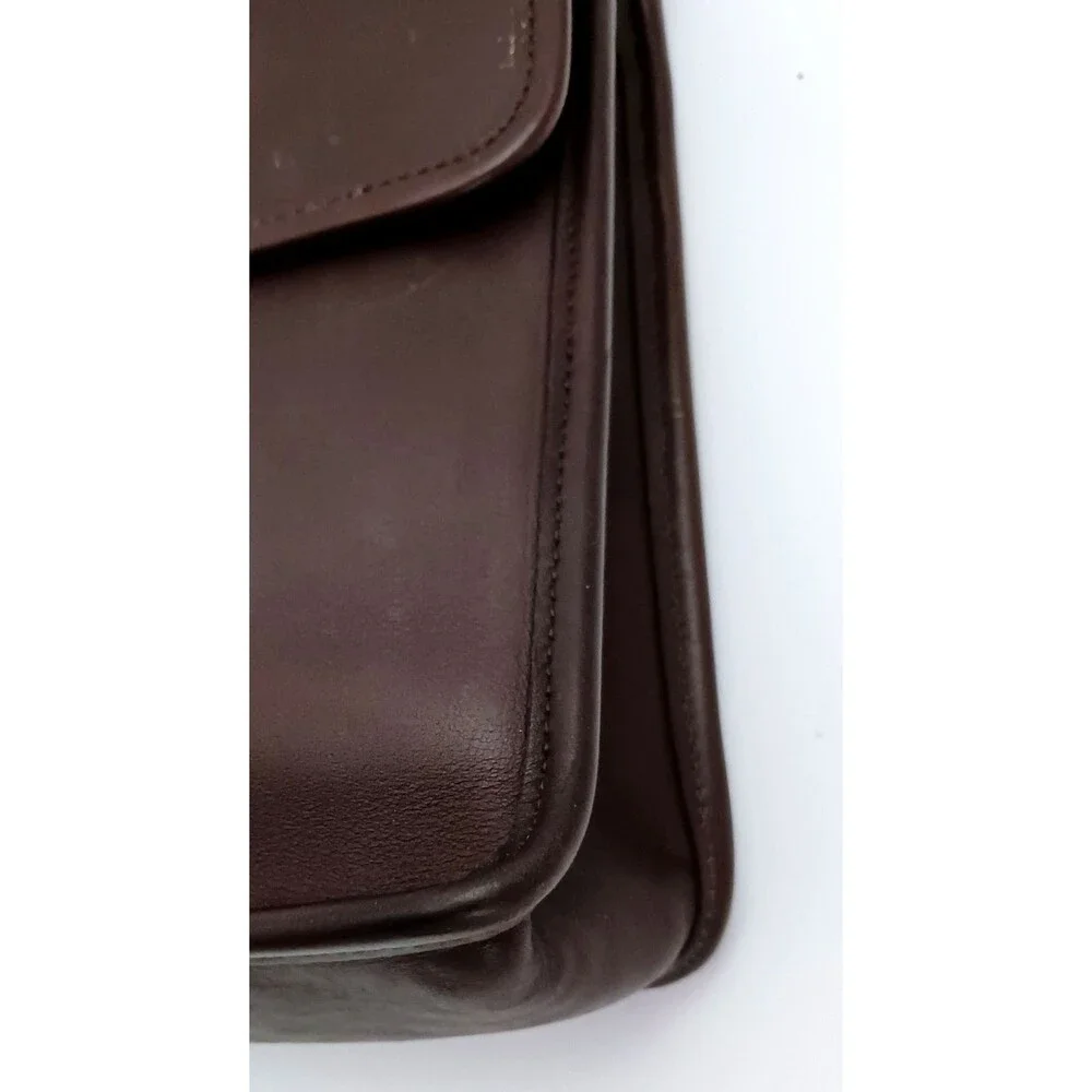 VTG Coach Willis Bag 9927 Chocolate Brown Glove Tanned Leather Crossbody Strap